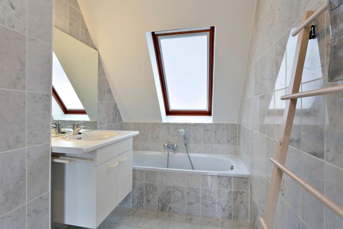 Huswell - Cozy And Roomy Studio With A Homely Feel De Haan Buitenkant foto